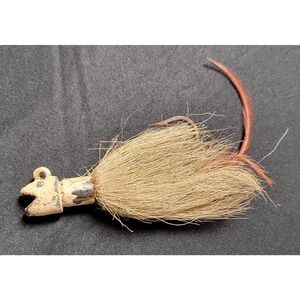 1 Vintage 1.1 oz. Hot Lips Bucktail Jig Fishing Lure - White